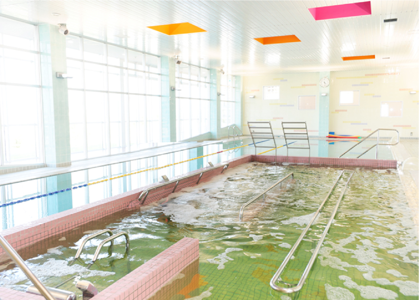 天然温泉アトラクションプール